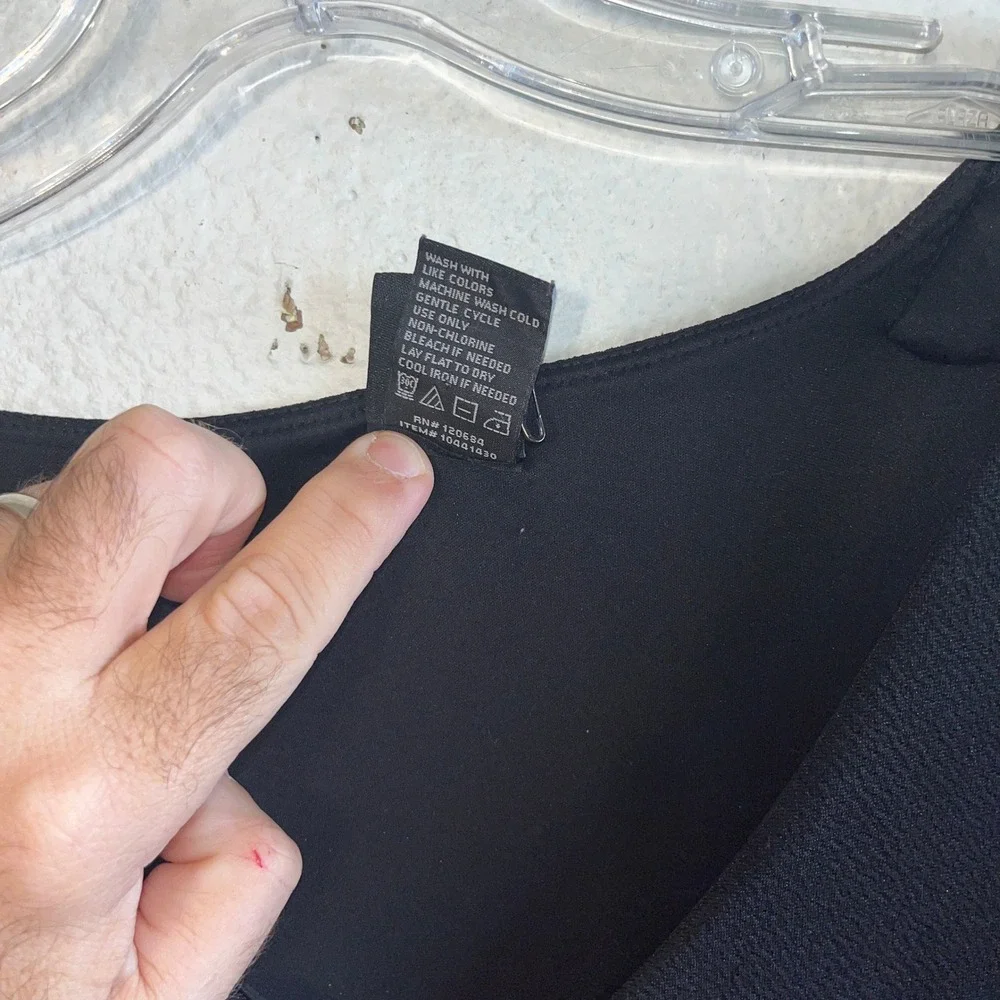 Rebel Wilson for Torrid Womens Black Faux Wrap Dress Size 2 Embellished Shoulder - Picture 8 of 11